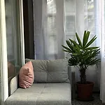 1 Apartment