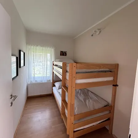 1 * Krumpendorf
